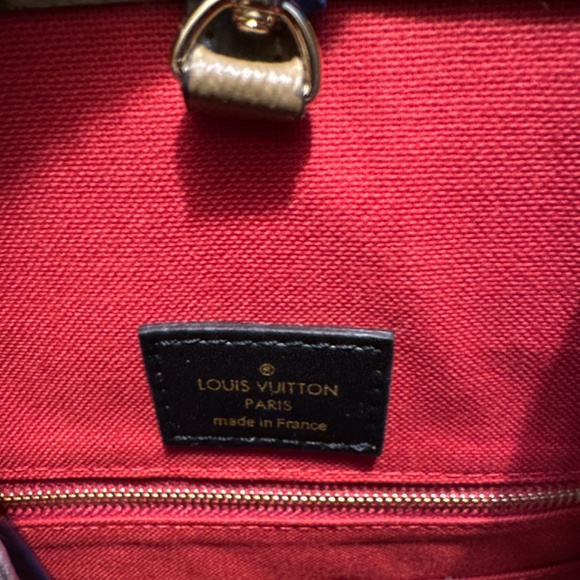 Handbag/Purse - Picture 2 of 3